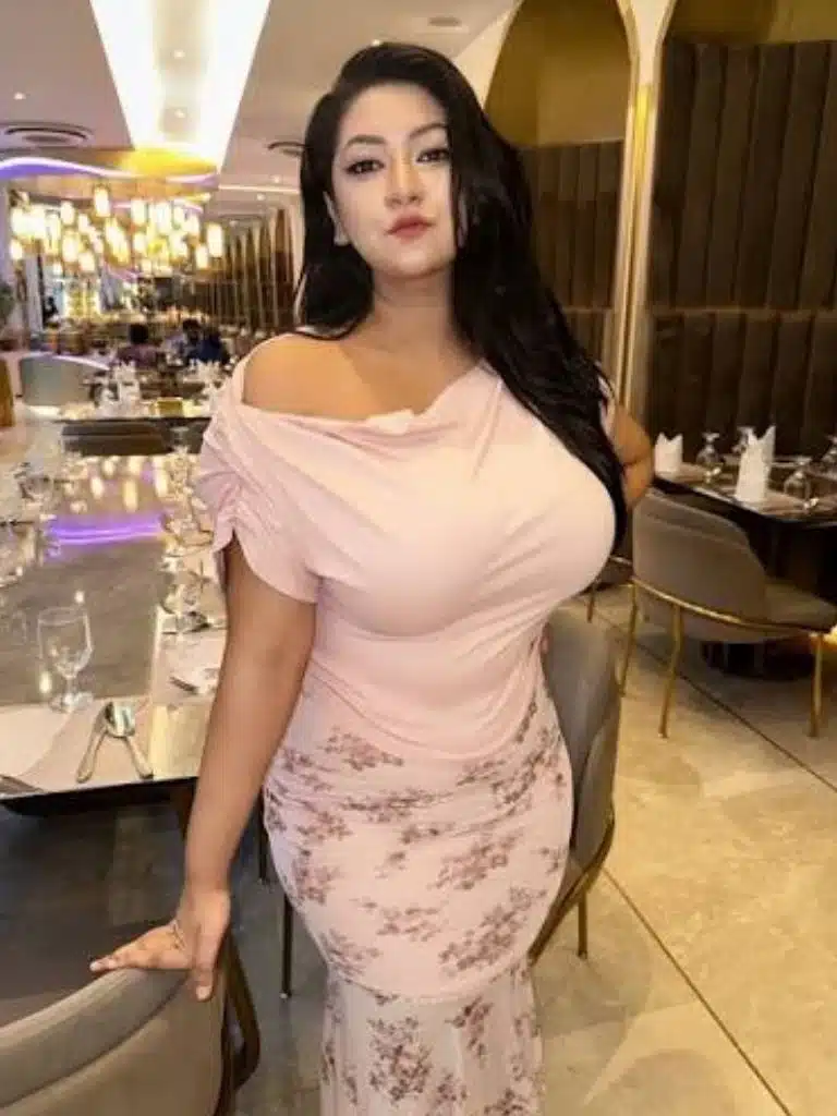 Tashruva Tash Biography: Wiki, Age, Career, Height, Weight, Boyfriend, Net Worth & More