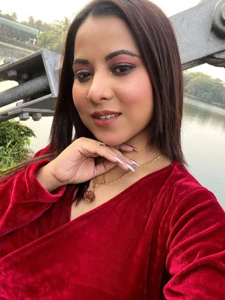 Tina Nandi Biography: Wiki, Age, Career, Height, Weight, Boyfriend, Net Worth & More