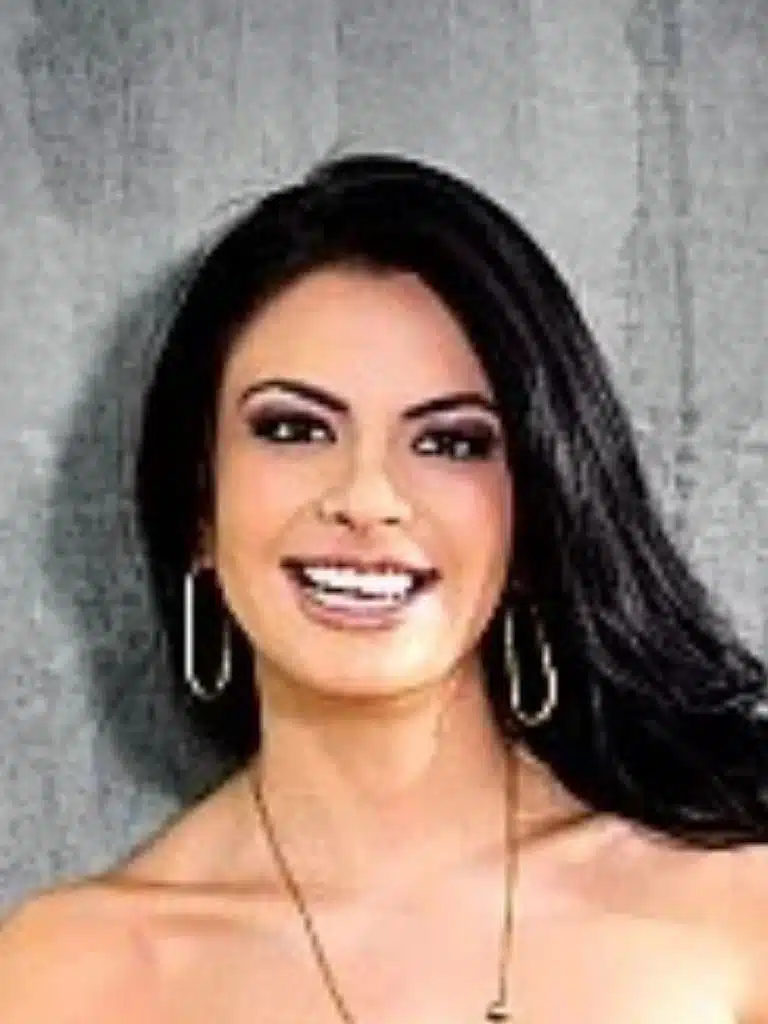 Vanessa Navarrete Biography: Wiki, Age, Career, Height, Weight, Boyfriend, Net Worth & More