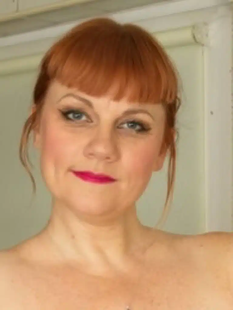 Velvetina Fox Biography: Wiki, Age, Career, Height, Weight, Boyfriend, Net Worth & More