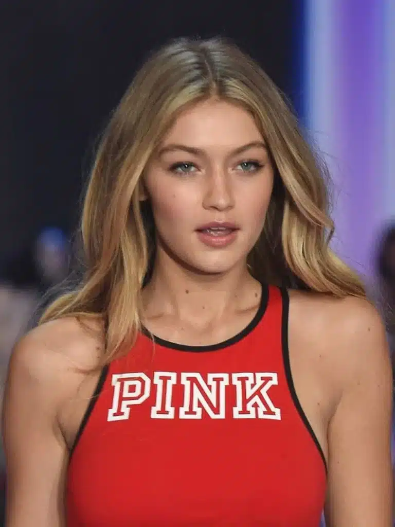 Victoria Pink Biography: Wiki, Age, Career, Height, Weight, Boyfriend, Net Worth & More