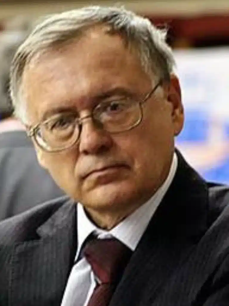 Yuri Razuvayev Biography: Wiki, Age, Career, Height, Weight, Boyfriend, Net Worth & More